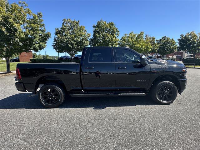 Photo of 2025 Diamond Black Crystal Pearlcoat RAM 2500