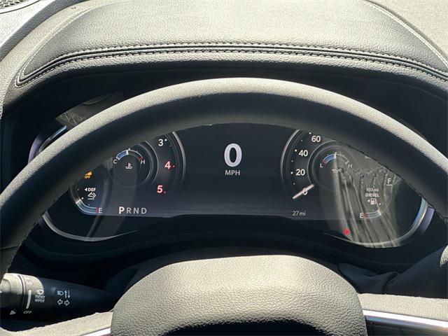 Photo of 2025 Diamond Black Crystal Pearlcoat RAM 2500