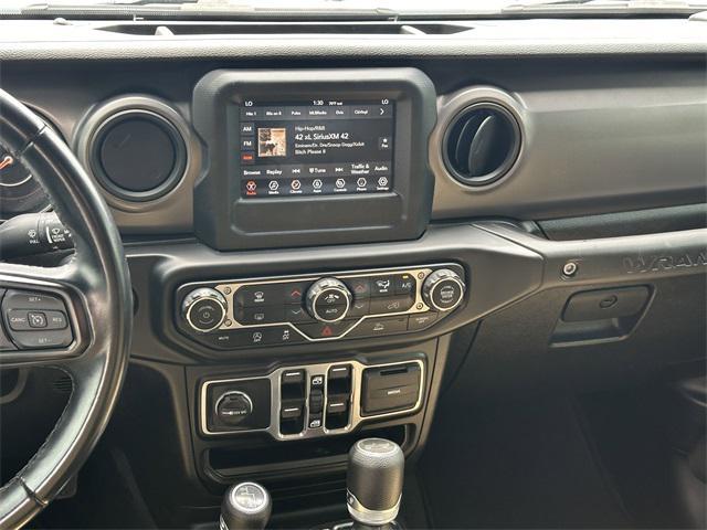 Photo of 2021 Black Clearcoat Jeep Wrangler