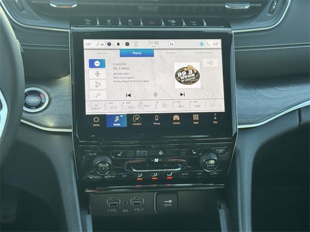 Photo of 2025 Baltic Gray Metallic Clearcoat Jeep Grand Cherokee L
