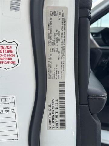 Photo of 2023 Bright White Clearcoat Jeep Grand Cherokee L