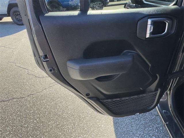 Photo of 2024 Granite Crystal Metallic Clearcoat Jeep Wrangler