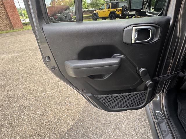 Photo of 2023 Granite Crystal Metallic Clearcoat Jeep Wrangler