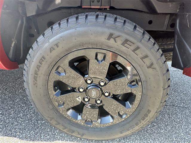 Photo of 2022 Hot Pepper Red Metallic Tinted Clearcoat Ford Ranger