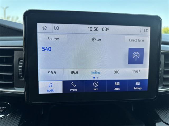 Photo of 2022 ICONIC SILVER METALLIC Ford Explorer