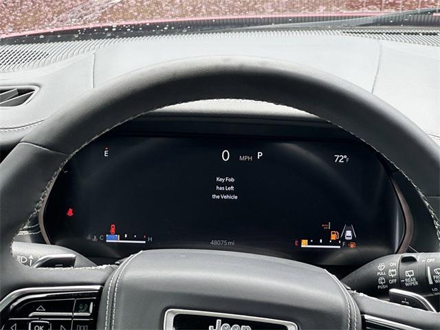 Photo of 2023 Velvet Red Pearlcoat Jeep Grand Cherokee L