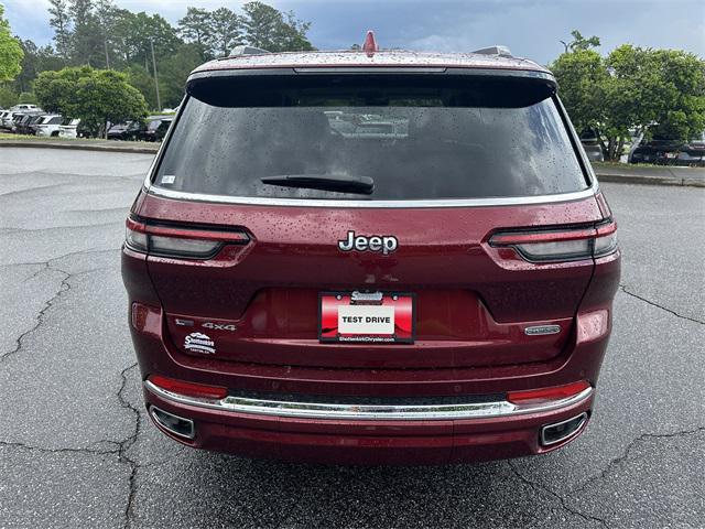 Photo of 2023 Velvet Red Pearlcoat Jeep Grand Cherokee L