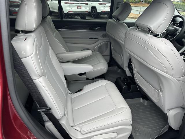 Photo of 2023 Velvet Red Pearlcoat Jeep Grand Cherokee L