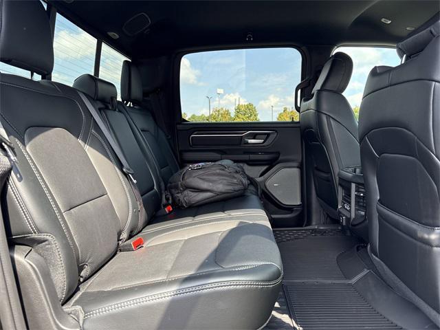Photo of 2026 Diamond Black Crystal Pearlcoat RAM 1500