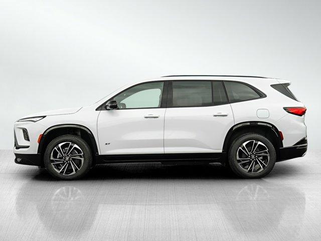 Photo of 2026 Iridescent White Tricoat Buick Enclave