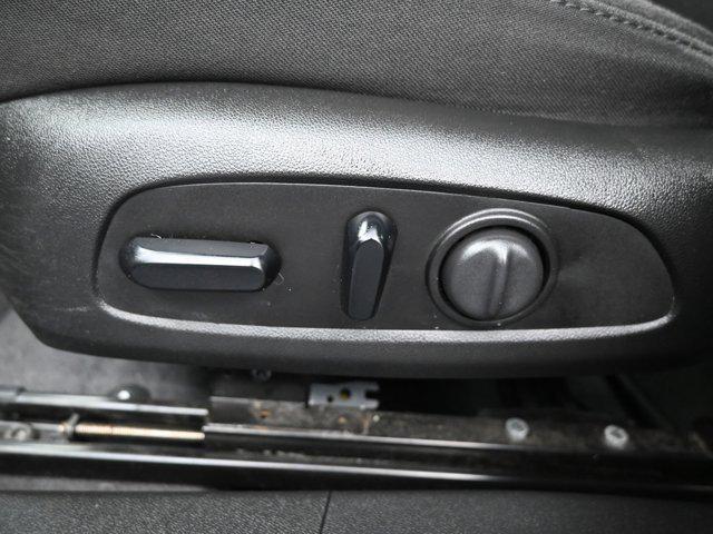 Photo of 2020 Summit White Chevrolet Malibu