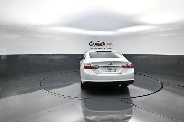 Photo of 2020 Summit White Chevrolet Malibu