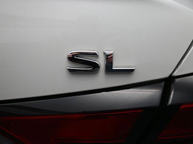 Photo of 2022 Pearl White Tricoat Nissan Altima