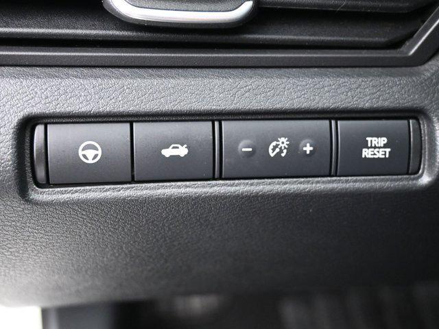 Photo of 2022 Pearl White Tricoat Nissan Altima