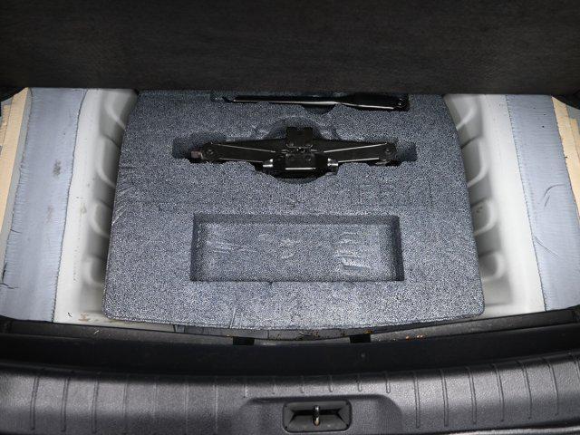 Photo of 2022 Pearl White Tricoat Nissan Altima