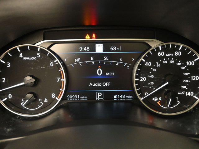 Photo of 2022 Pearl White Tricoat Nissan Altima