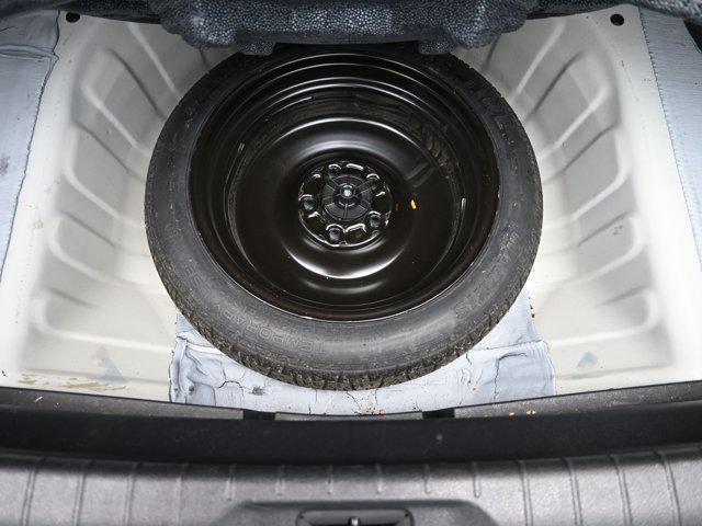 Photo of 2022 Pearl White Tricoat Nissan Altima