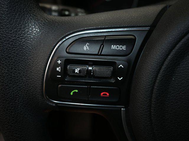 Photo of 2017 Clear White Kia Sportage