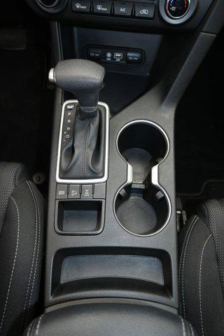 Photo of 2017 Clear White Kia Sportage