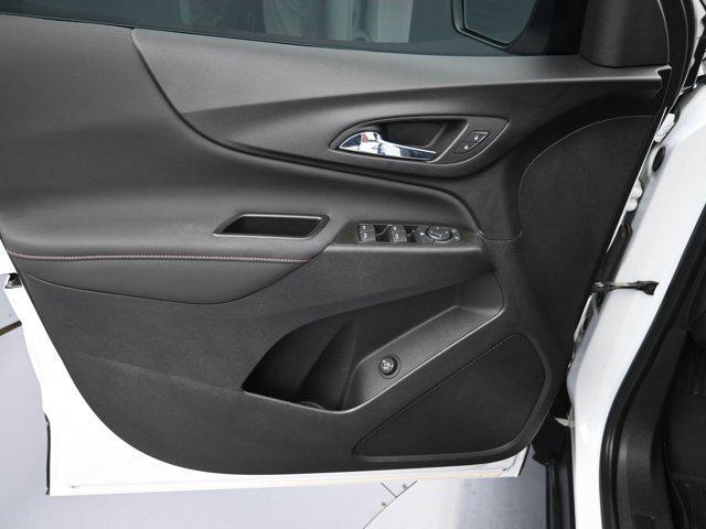 Photo of 2022 Summit White Chevrolet Equinox