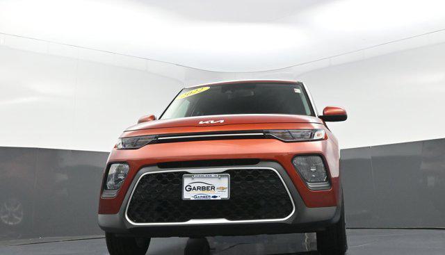 Photo of 2022 Mars Orange Kia Soul