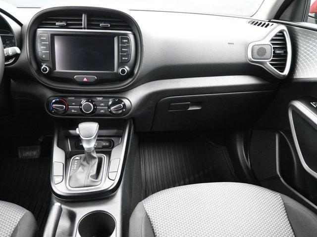 Photo of 2022 Mars Orange Kia Soul
