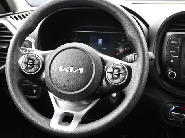Photo of 2022 Mars Orange Kia Soul