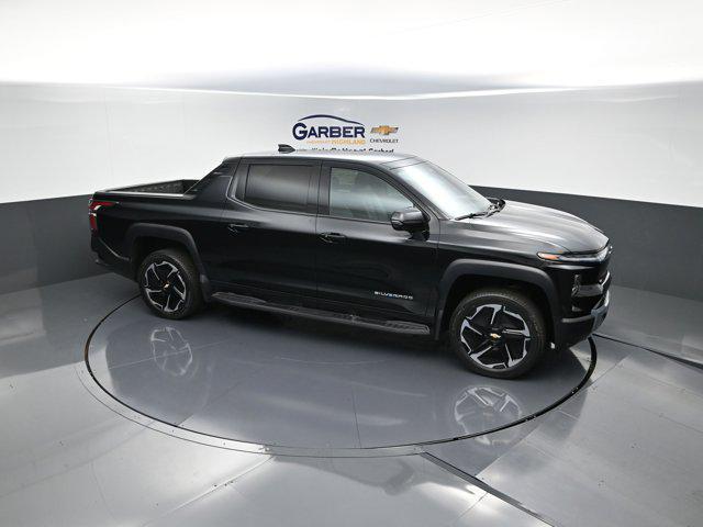 Photo of 2026 Black Chevrolet Silverado EV