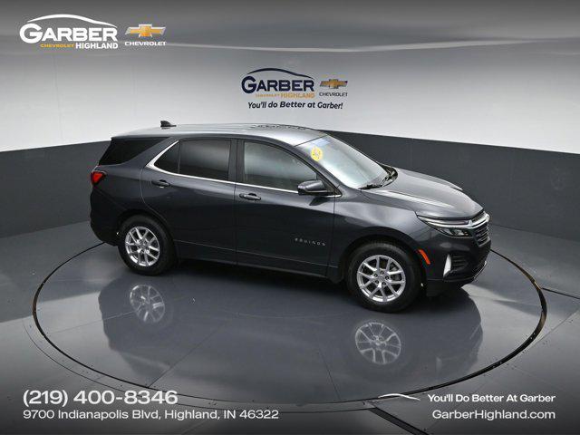 Photo of 2022 Iron Gray Metallic Chevrolet Equinox