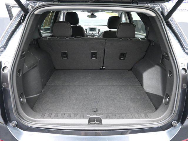 Photo of 2022 Iron Gray Metallic Chevrolet Equinox