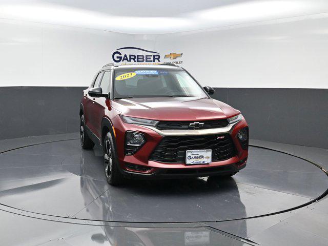 Photo of 2023 Crimson Metallic Chevrolet Trailblazer
