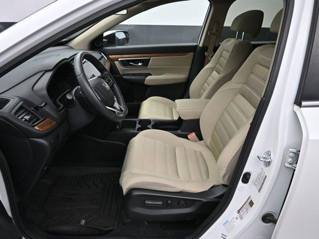 Photo of 2021 Platinum White Pearl Honda CR-V Hybrid