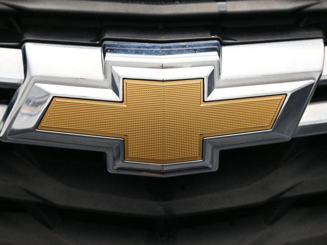 Photo of 2023 Sterling Gray Metallic Chevrolet Equinox