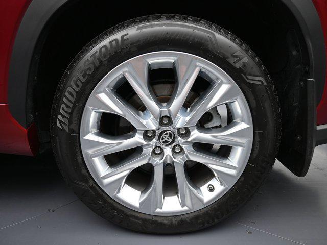 Photo of 2020 Ruby Flare Pearl Toyota Highlander