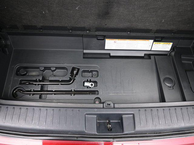 Photo of 2020 Ruby Flare Pearl Toyota Highlander