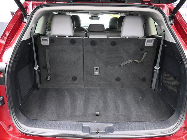 Photo of 2020 Ruby Flare Pearl Toyota Highlander