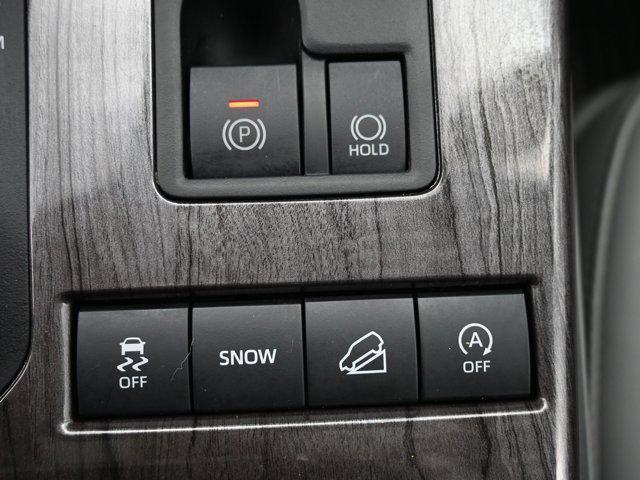 Photo of 2020 Ruby Flare Pearl Toyota Highlander
