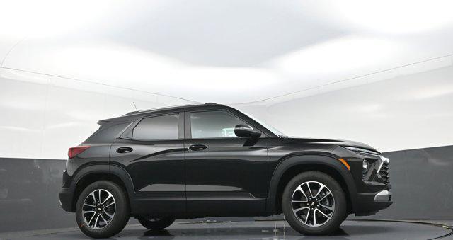 Photo of 2026 Mosaic Black Metallic Chevrolet Trailblazer