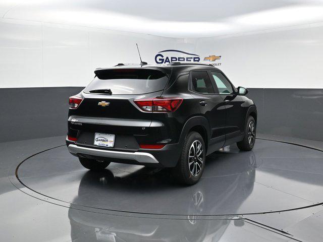 Photo of 2026 Mosaic Black Metallic Chevrolet Trailblazer