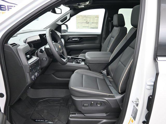 Photo of 2025 Iridescent Pearl Tricoat Chevrolet Tahoe