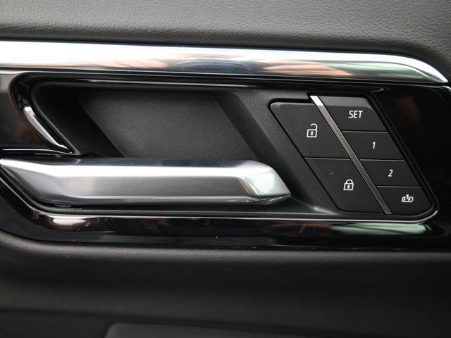 Photo of 2025 Iridescent Pearl Tricoat Chevrolet Tahoe