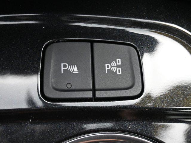 Photo of 2022 Summit White Chevrolet Equinox