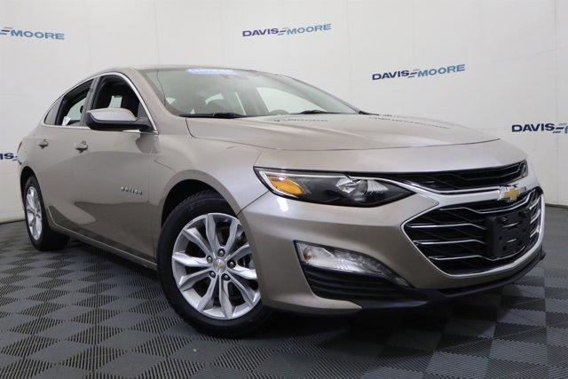 Photo of 2024 Mineral Gray Metallic Chevrolet Malibu