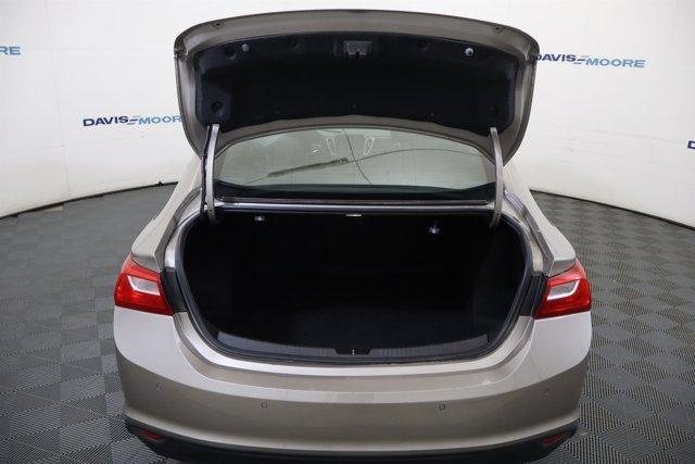 Photo of 2024 Mineral Gray Metallic Chevrolet Malibu