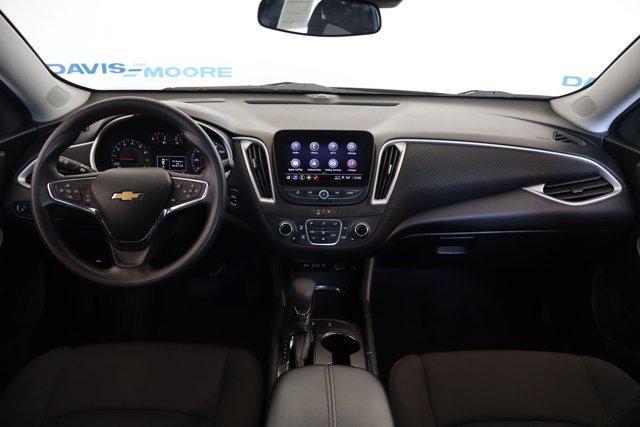 Photo of 2024 Mineral Gray Metallic Chevrolet Malibu