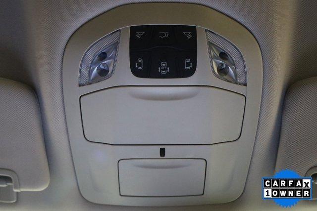 Photo of 2024 Silver Mist Clearcoat Chrysler Pacifica