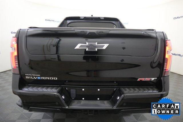 Photo of 2024 Black Chevrolet Silverado EV
