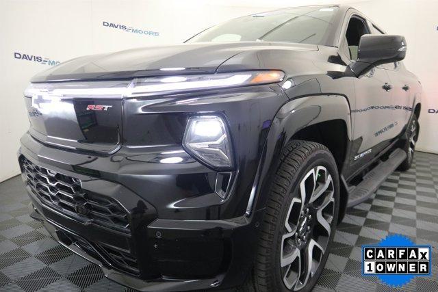 Photo of 2024 Black Chevrolet Silverado EV