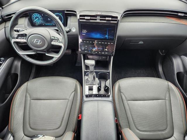 Photo of 2024 Phantom Black Hyundai SANTA CRUZ