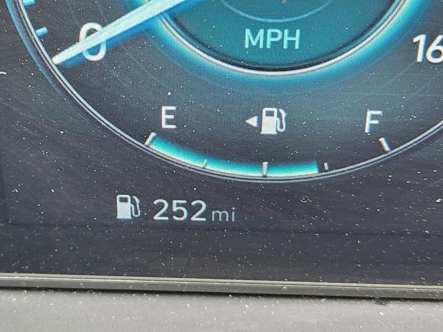 Photo of 2024 Phantom Black Hyundai SANTA CRUZ